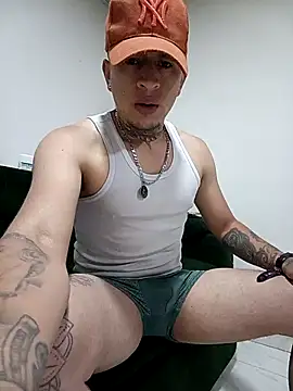 Snapshot of Valentino_dominusSex chatting on March 19, 2026, 11:31 pm Valentino dominusSex online show from March 19, 2026, 11:31 pm