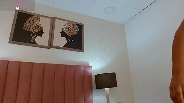 Snapshot of SweetMilie_gh chatting on March 5, 2026, 3:24 am SweetMilie gh online show from March 5, 2026, 3:24 am