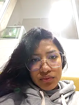 Snapshot of SweetMilie_gh chatting on March 20, 2026, 2:38 am SweetMilie gh online show from March 20, 2026, 2:38 am