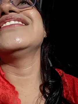 Snapshot of SweetMilie_gh chatting on March 30, 2026, 4:13 am SweetMilie gh online show from March 30, 2026, 4:13 am