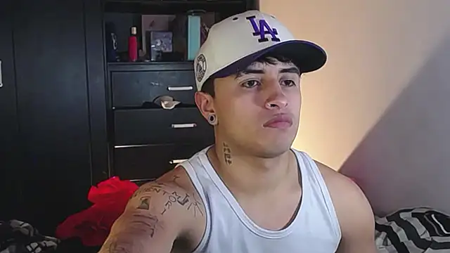 Jhon Sara online show from March 17, 2026, 3:15 pm