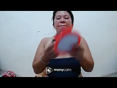 Snapshot of exotic_girl69x chatting on May 16, 2026, 1:43 pm exotic girl69x online show from May 16, 2026, 1:43 pm