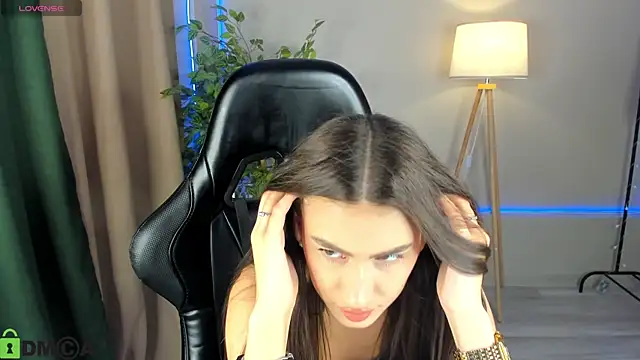 Adele Lanea online show from March 6, 2026, 8:11 am