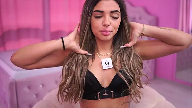 Snapshot of CrisstyBlair chatting on March 25, 2026, 10:43 am CrisstyBlair online show from March 25, 2026, 10:43 am