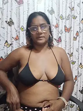 Snapshot of indianstrawberrylips4u chatting on May 14, 2026, 3:52 pm indianstrawberrylips4u online show from May 14, 2026, 3:52 pm
