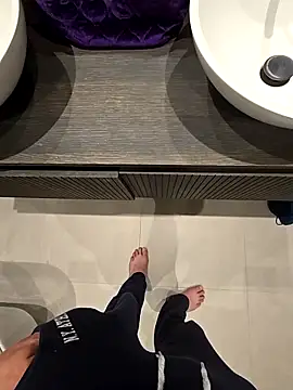 geilgoed2 online show from March 4, 2026, 8:53 am