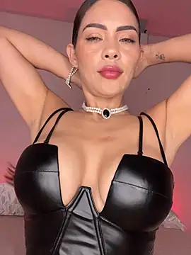 samanta 94 online show from May 5, 2026, 7:11 pm