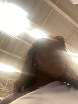 Snapshot of ZarahFerreira chatting on February 22, 2026, 9:46 pm ZarahFerreira online show from February 22, 2026, 9:46 pm