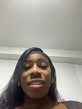 Snapshot of ZarahFerreira chatting on February 25, 2026, 10:30 pm ZarahFerreira online show from February 25, 2026, 10:30 pm