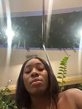 Snapshot of ZarahFerreira chatting on March 8, 2026, 2:04 am ZarahFerreira online show from March 8, 2026, 2:04 am