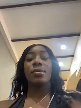 Snapshot of ZarahFerreira chatting on March 24, 2026, 12:37 am ZarahFerreira online show from March 24, 2026, 12:37 am