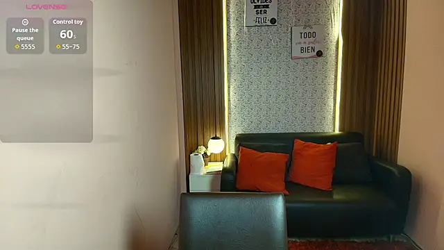 MoriahStorm online show from July 3, 2026, 12:55 pm