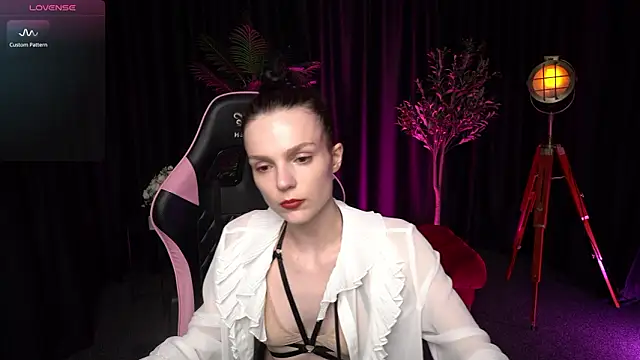 Snapshot of Wild_Alice_me chatting on March 6, 2026, 4:14 pm Wild Alice me online show from March 6, 2026, 4:14 pm