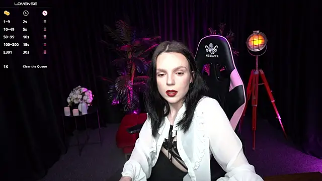 Snapshot of Wild_Alice_me chatting on March 25, 2026, 4:02 pm Wild Alice me online show from March 25, 2026, 4:02 pm