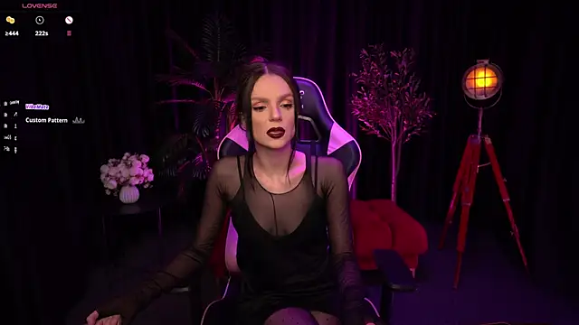 Wild Alice me online show from May 10, 2026, 3:39 pm