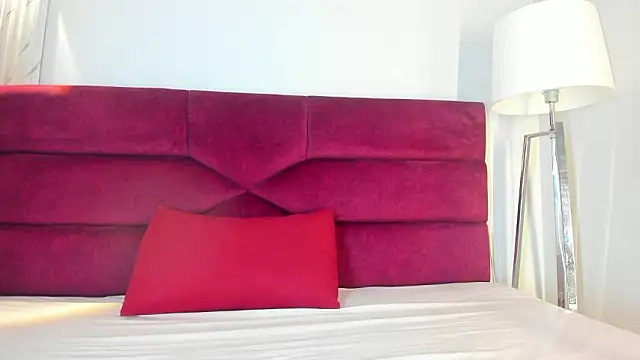 Snapshot of Blue_MoonXXX chatting on March 12, 2026, 8:04 pm Blue MoonXXX online show from March 12, 2026, 8:04 pm