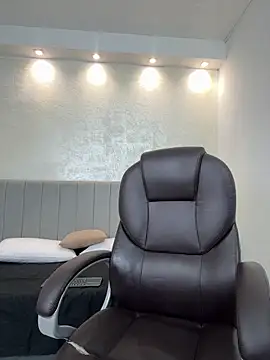 Snapshot of evans_campbell1 chatting on February 23, 2026, 12:19 am evans campbell1 online show from February 23, 2026, 12:19 am