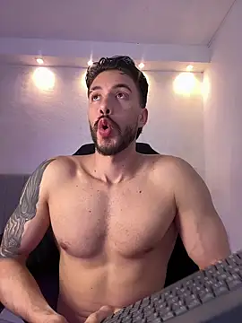 Snapshot of evans_campbell1 chatting on April 5, 2026, 12:30 am evans campbell1 online show from April 5, 2026, 12:30 am