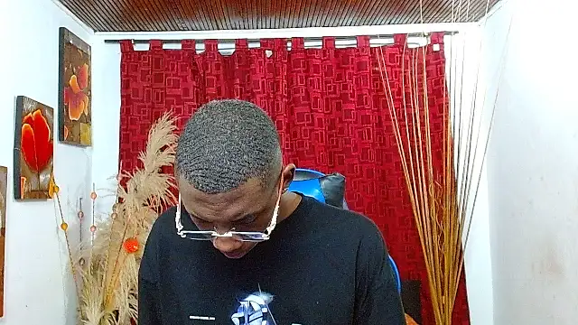 milo018 online show from February 17, 2026, 8:48 pm