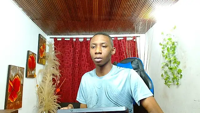 milo018 online show from March 6, 2026, 9:11 pm