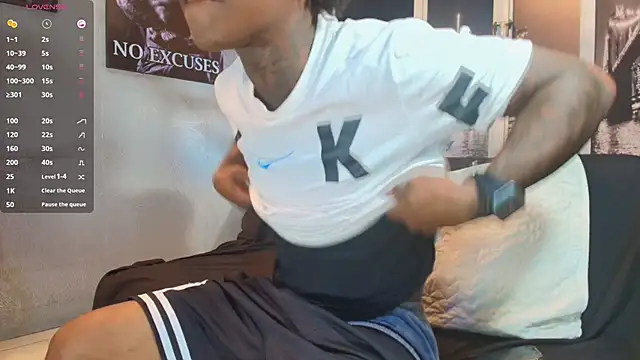 Snapshot of toower_ chatting on April 15, 2026, 3:46 am toower online show from April 15, 2026, 3:46 am