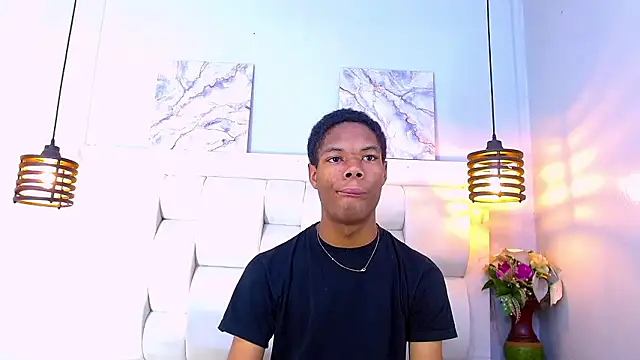 Snapshot of Santiago_Ortiz_ chatting on March 7, 2026, 7:22 pm Santiago Ortiz online show from March 7, 2026, 7:22 pm