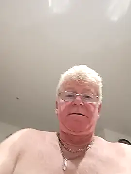 Snapshot of olivbisoumis chatting on March 31, 2026, 4:46 am olivbisoumis online show from March 31, 2026, 4:46 am