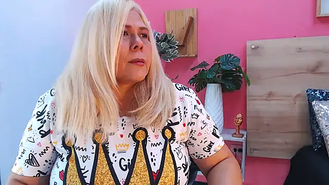 eva colen50 online show from July 3, 2026, 7:09 pm