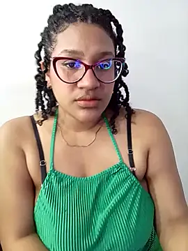 gigiblue89 online show from April 30, 2026, 7:47 am