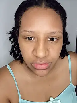 gigiblue89 online show from May 3, 2026, 10:43 am