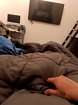 Snapshot of Toto30400 chatting on April 3, 2026, 8:18 pm Toto30400 online show from April 3, 2026, 8:18 pm