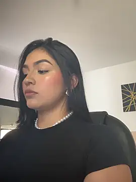 Snapshot of sara_stormy chatting on March 22, 2026, 7:39 pm sara stormy online show from March 22, 2026, 7:39 pm