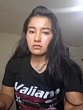 Miiia a online show from April 22, 2026, 10:11 pm