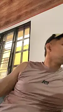 walterktm online show from April 15, 2026, 12:01 pm