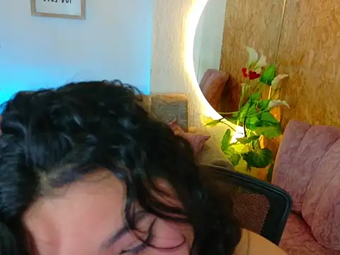 Snapshot of deva_big chatting on March 9, 2026, 5:44 am deva big online show from March 9, 2026, 5:44 am