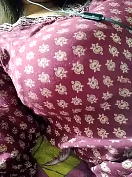 Poonam 001 online show from February 19, 2026, 11:06 am