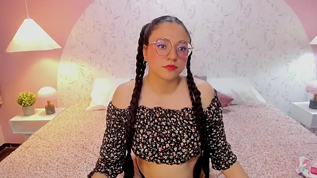 Angelie Rosebrm online show from March 3, 2026, 12:17 am