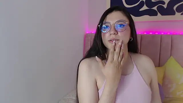 Angelie Rosebrm online show from May 2, 2026, 12:37 am