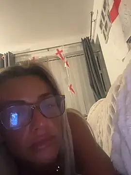 ScarlettGold  online show from June 24, 2026, 10:53 pm