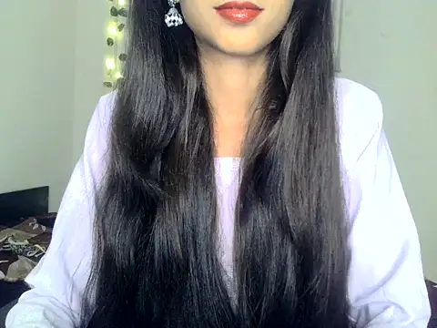 Snapshot of SIKSHA_SINGH chatting on May 14, 2026, 5:53 pm SIKSHA SINGH online show from May 14, 2026, 5:53 pm