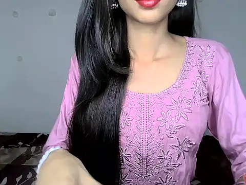 Snapshot of SIKSHA_SINGH chatting on May 20, 2026, 6:14 pm SIKSHA SINGH online show from May 20, 2026, 6:14 pm