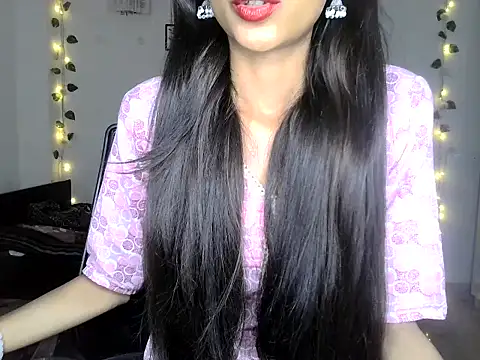 Snapshot of SIKSHA_SINGH chatting on May 31, 2026, 6:31 pm SIKSHA SINGH online show from May 31, 2026, 6:31 pm