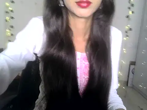 SIKSHA SINGH online show from July 26, 2026, 5:26 am