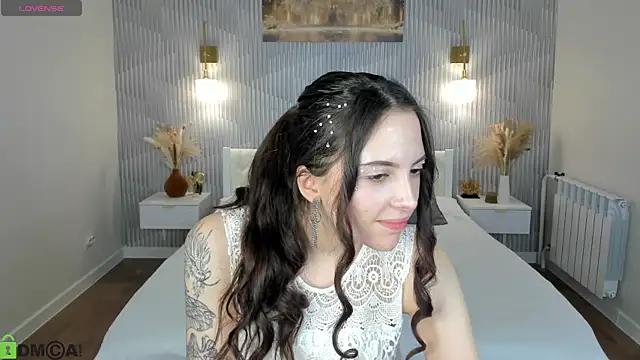 elise robbie online show from March 8, 2026, 2:04 am