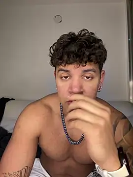 amenadiel fire online show from April 19, 2026, 5:18 am