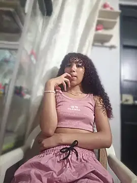 MeMore 44 online show from March 22, 2026, 2:37 am