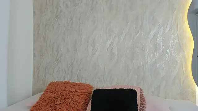 Reachel Smith online show from March 23, 2026, 11:36 am