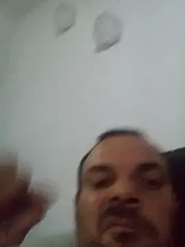 Snapshot of morenitoymorena chatting on May 2, 2026, 7:52 pm morenitoymorena online show from May 2, 2026, 7:52 pm