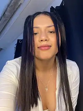 scarleth marquezz online show from June 14, 2026, 11:07 pm