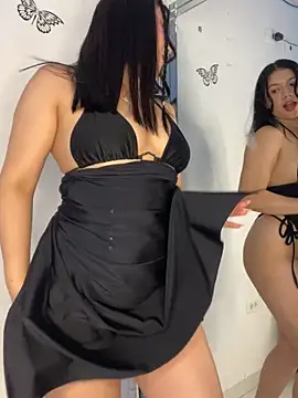 scarleth marquezz online show from June 23, 2026, 1:36 am